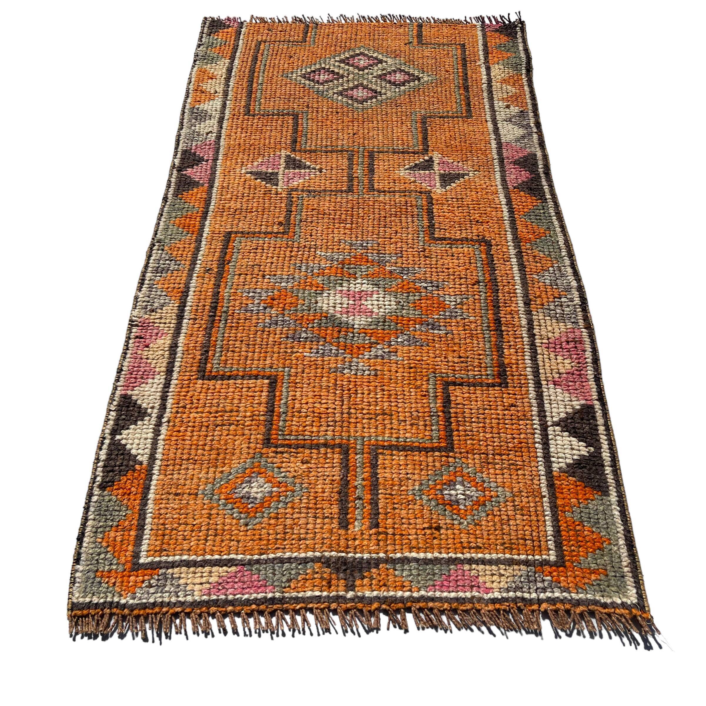 Traditional vintage kurdish herki rug 160 x 87 cm