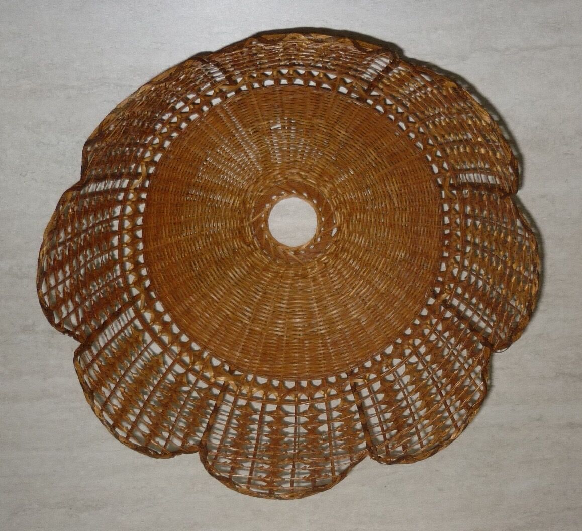 Braided wicker lampshade