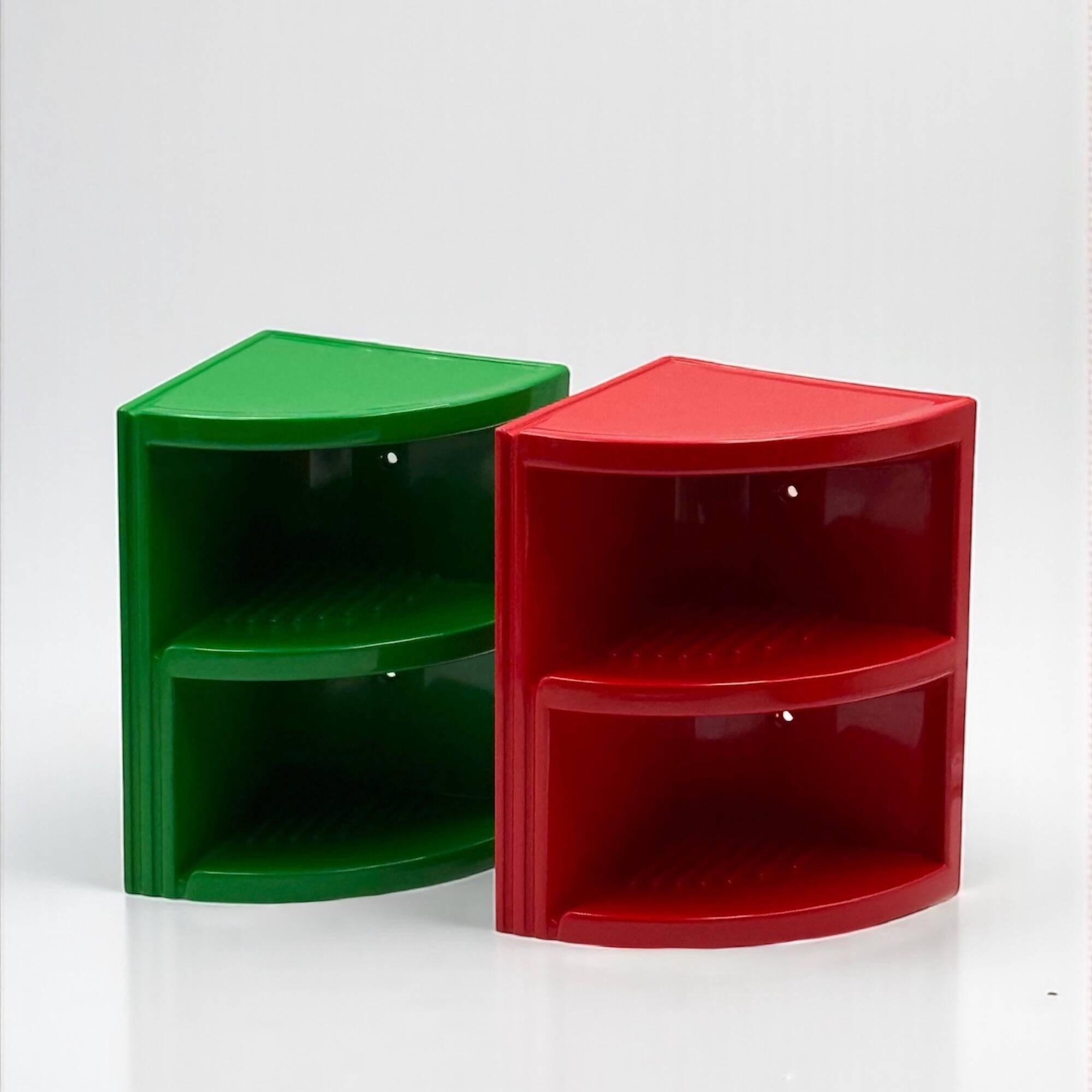 Pair of Colourful 1970s Gedy Wall Shelves in Red and Green
