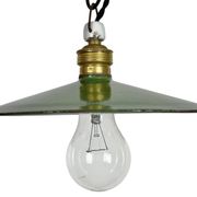 Lampe industrielle en émail vert, années 1930