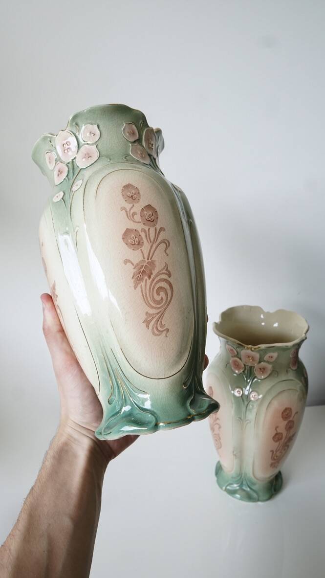 Pair of Art Nouveau vases by Gustave de Bruyn, circa 1900
