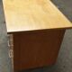 Bureau vintage en bois massif
