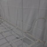 Forged iron bed