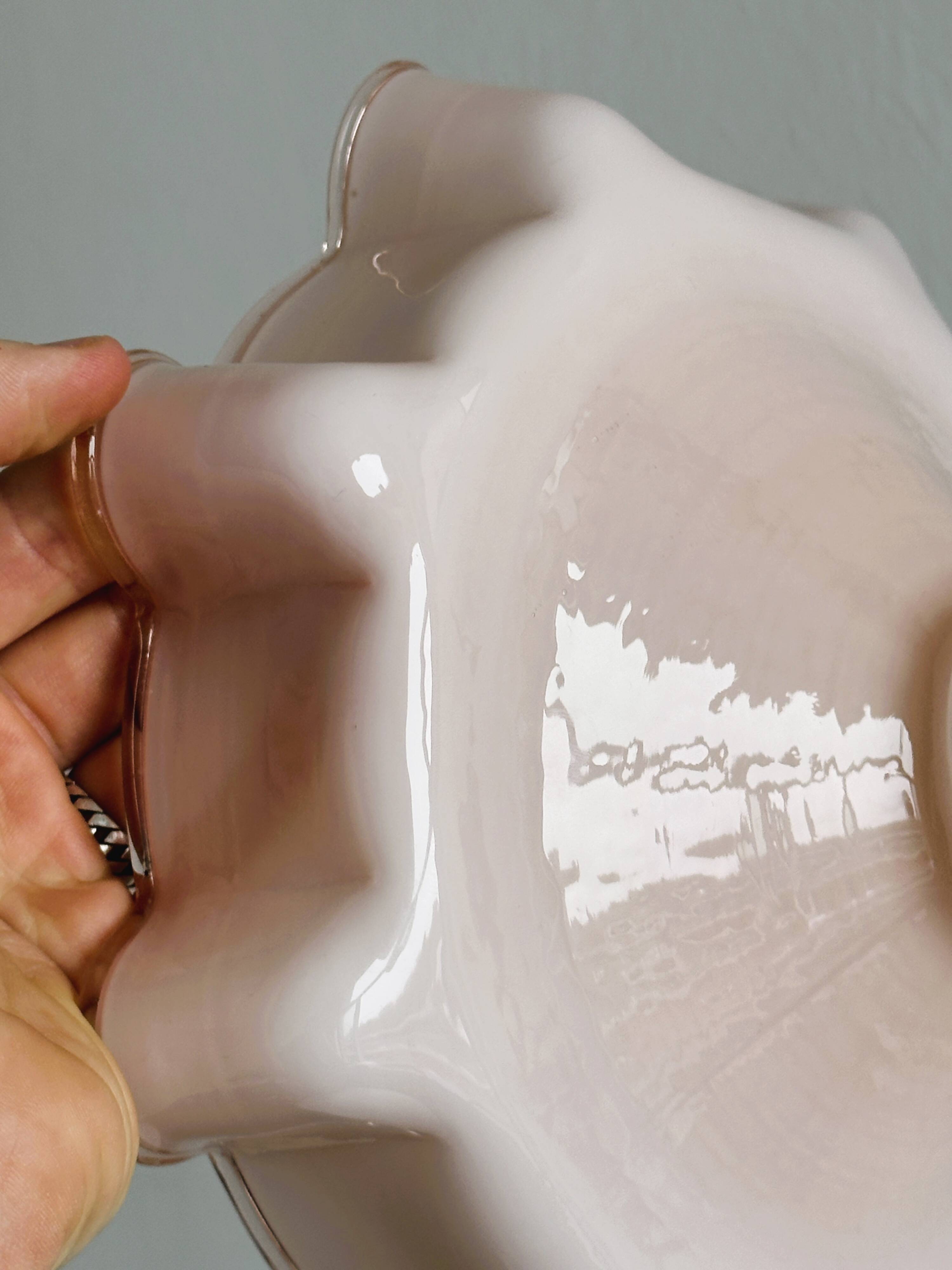 Abat-jour en opaline rose