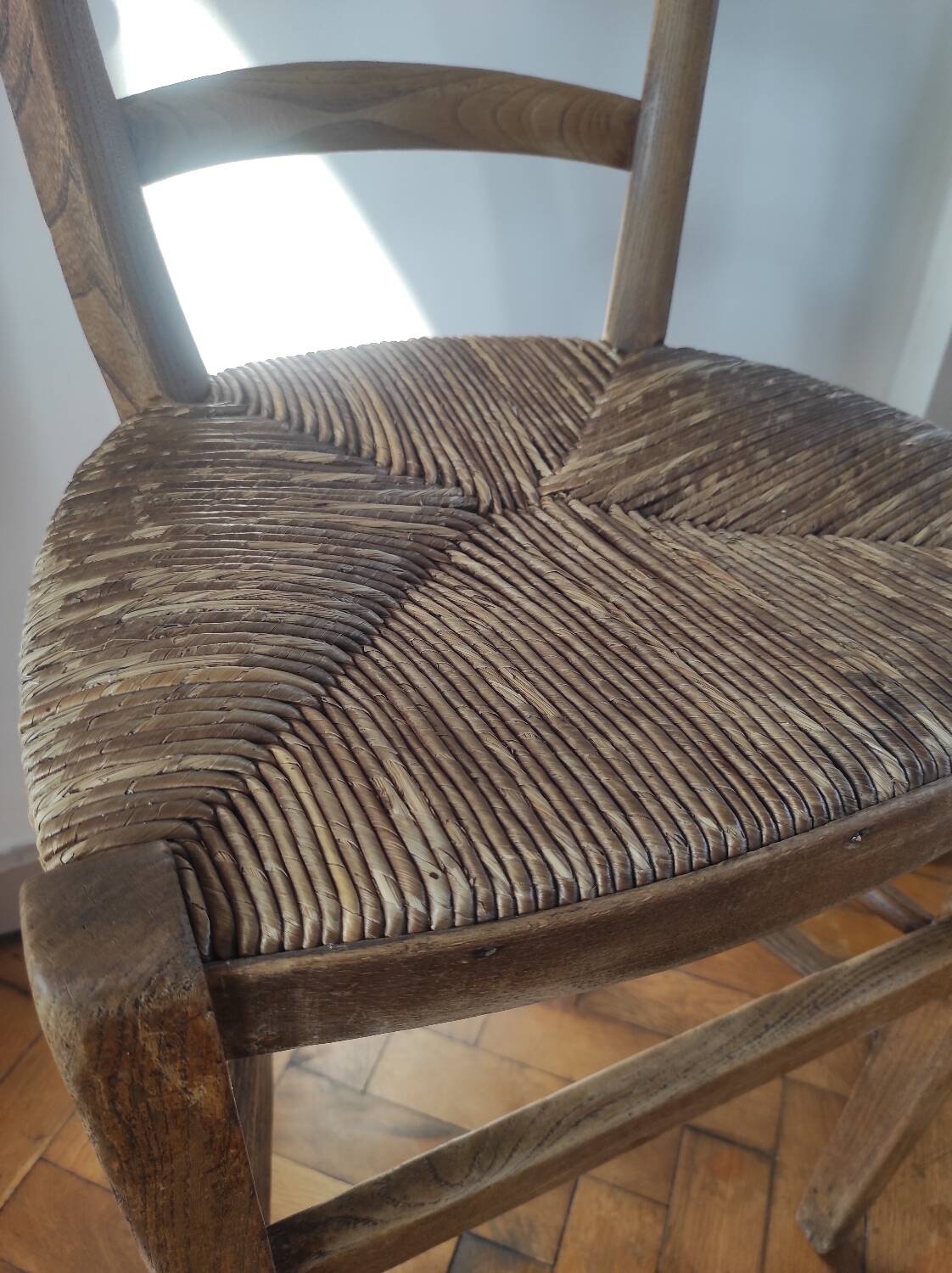 Vintage wooden and straw bar stool — Brutalist Style / Perrian