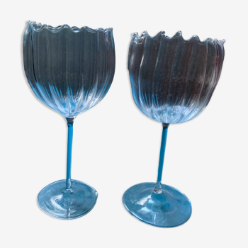 Paire de verres à pied en verre soufflé