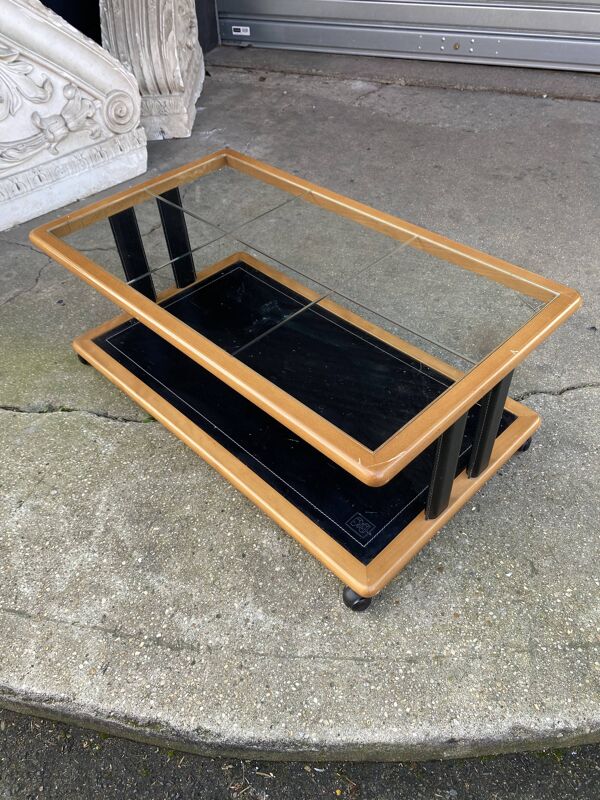 Table bas avec roulettes