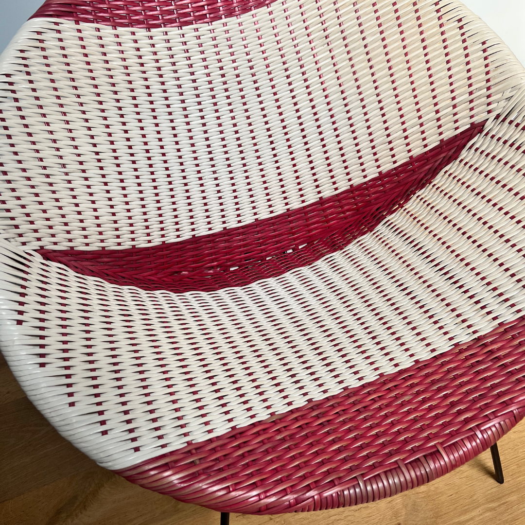 Sattelite armchair in braided scoubidou