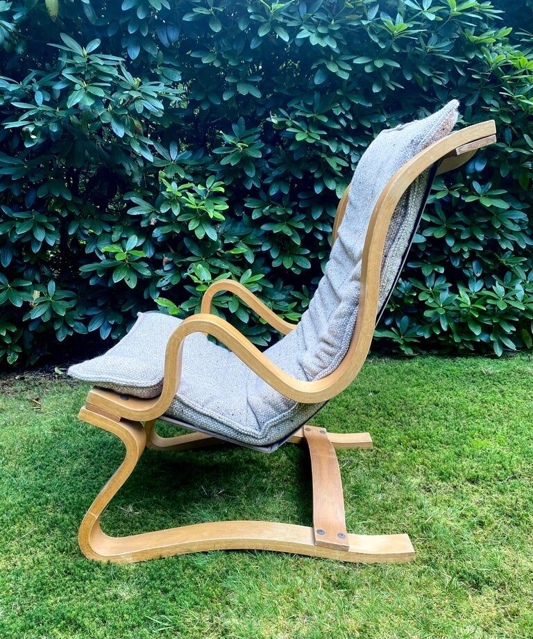 fauteuil en hêtre stratifié scandinave vers les années 1960