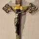 Croix en bronze laitonné XXe