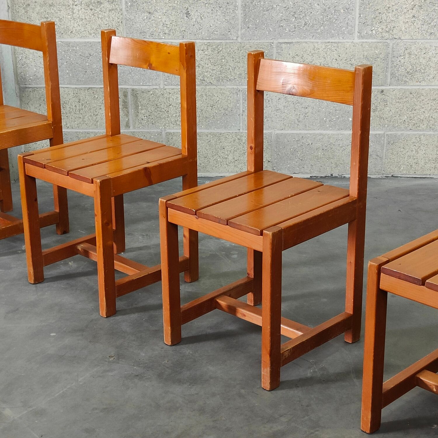 Set of 4 cubic chairs in blond pine year 60 by andré sornay
