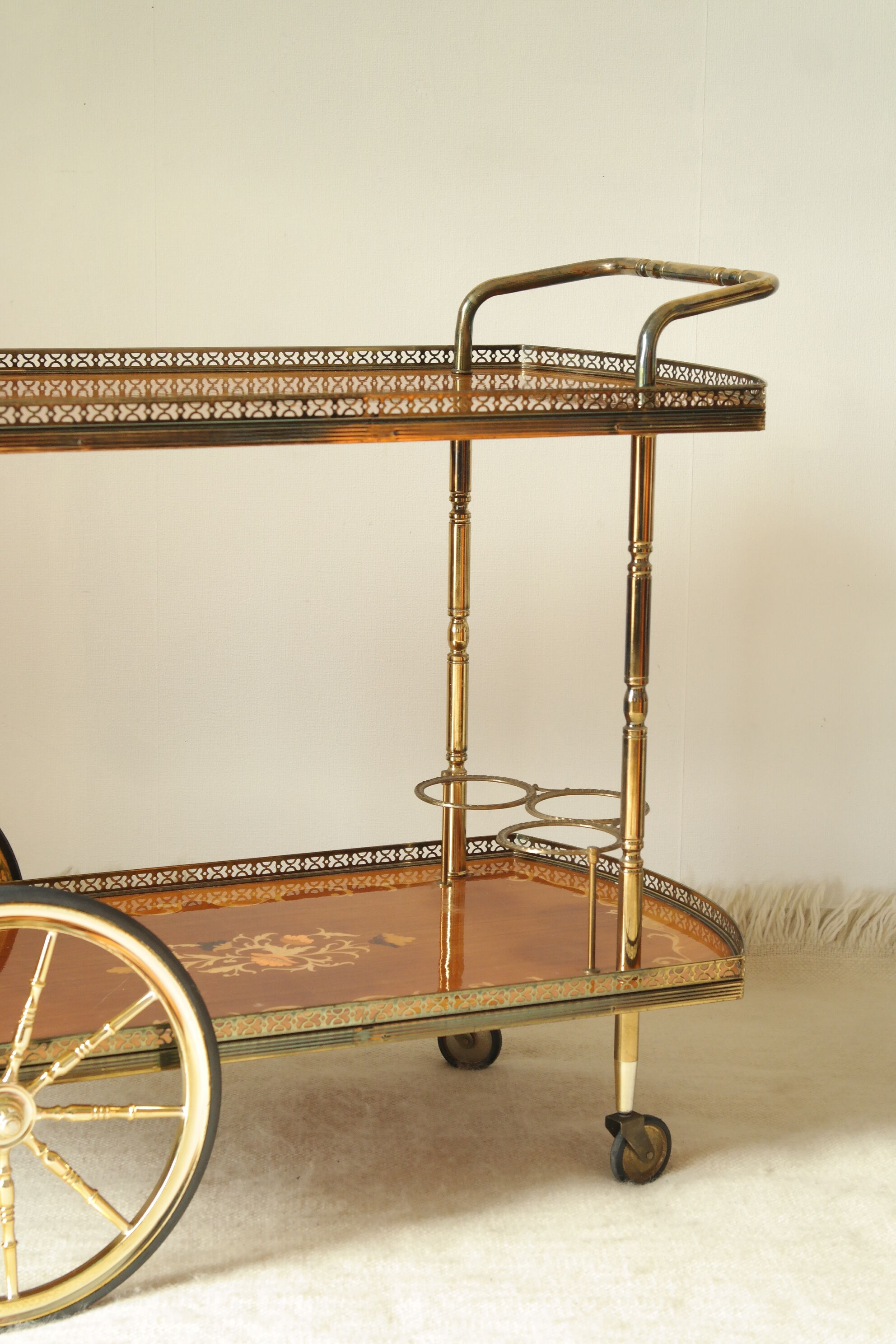 Desserte bar vintage in mahogany marquetry