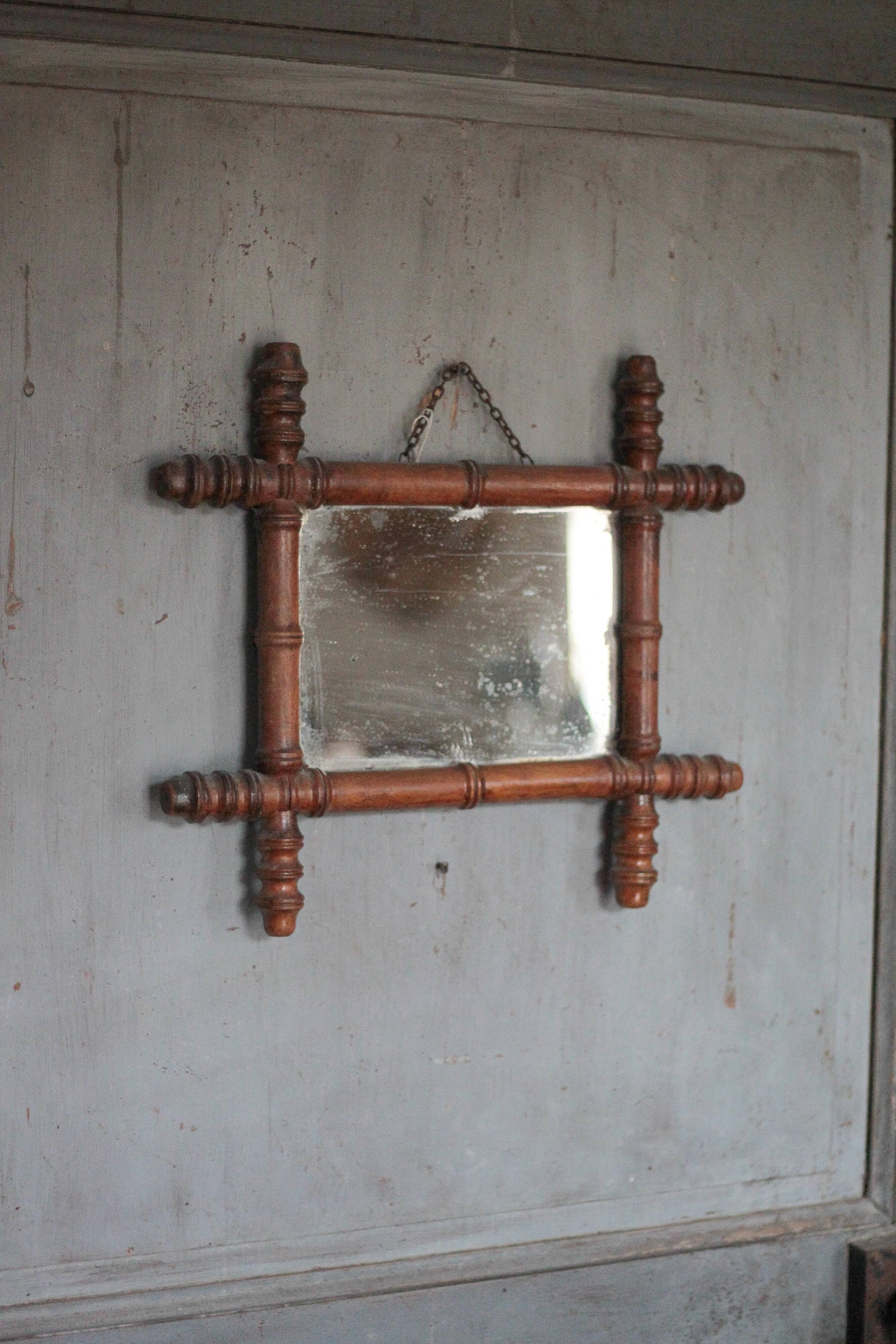 Wooden bamboo imitation mirror, antique mirror, hanging mirror.