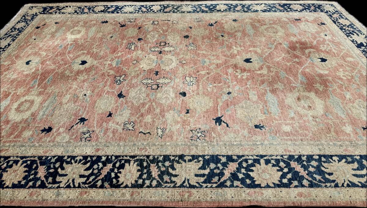 Ziegler rug 303x215 cm