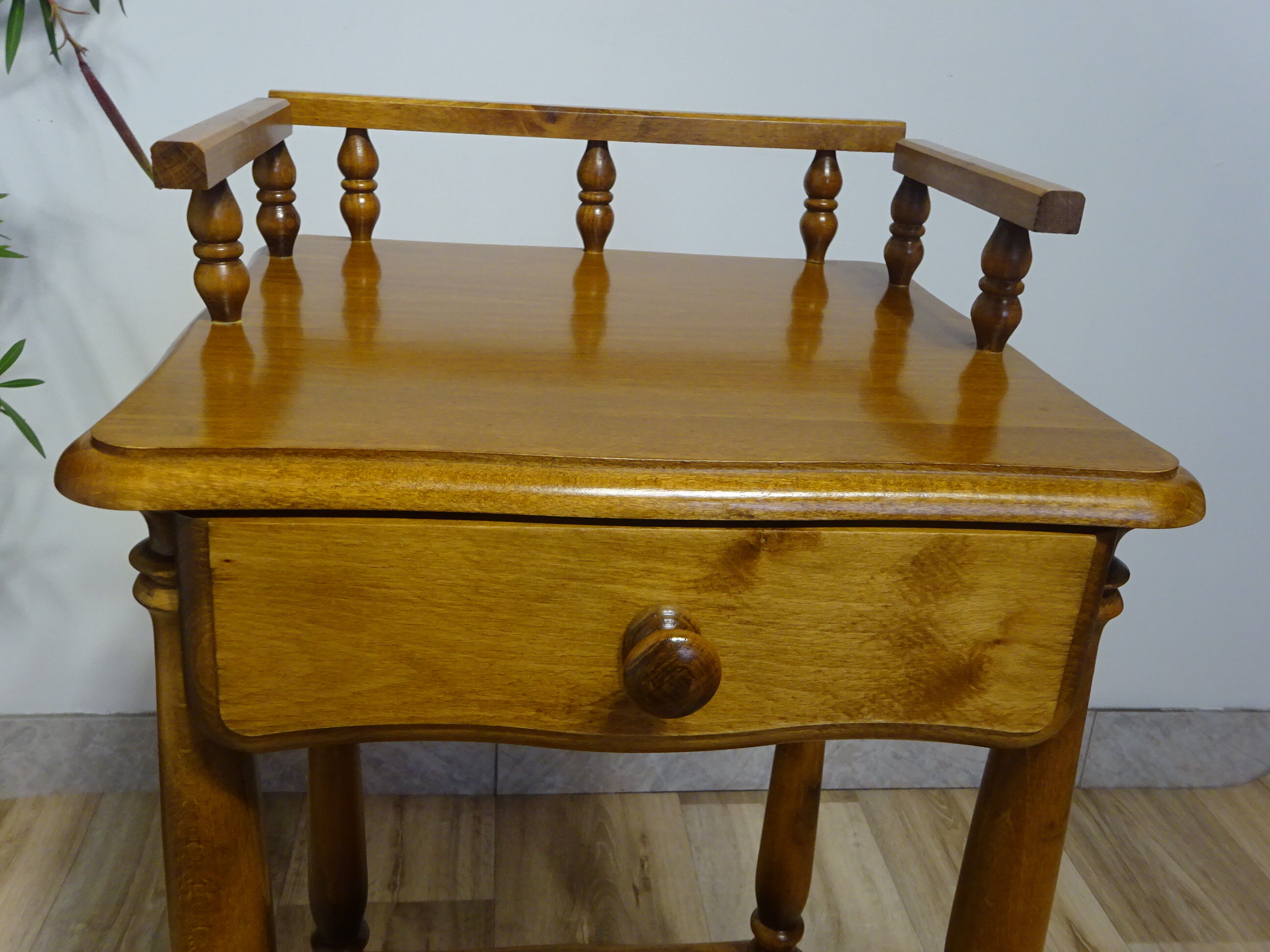 Wooden side furniture