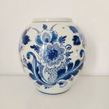 Delft earthenware vase floral decoration