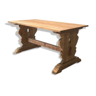 Natural wood dining table type monastery