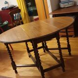 Table gateleg and 4 chairs