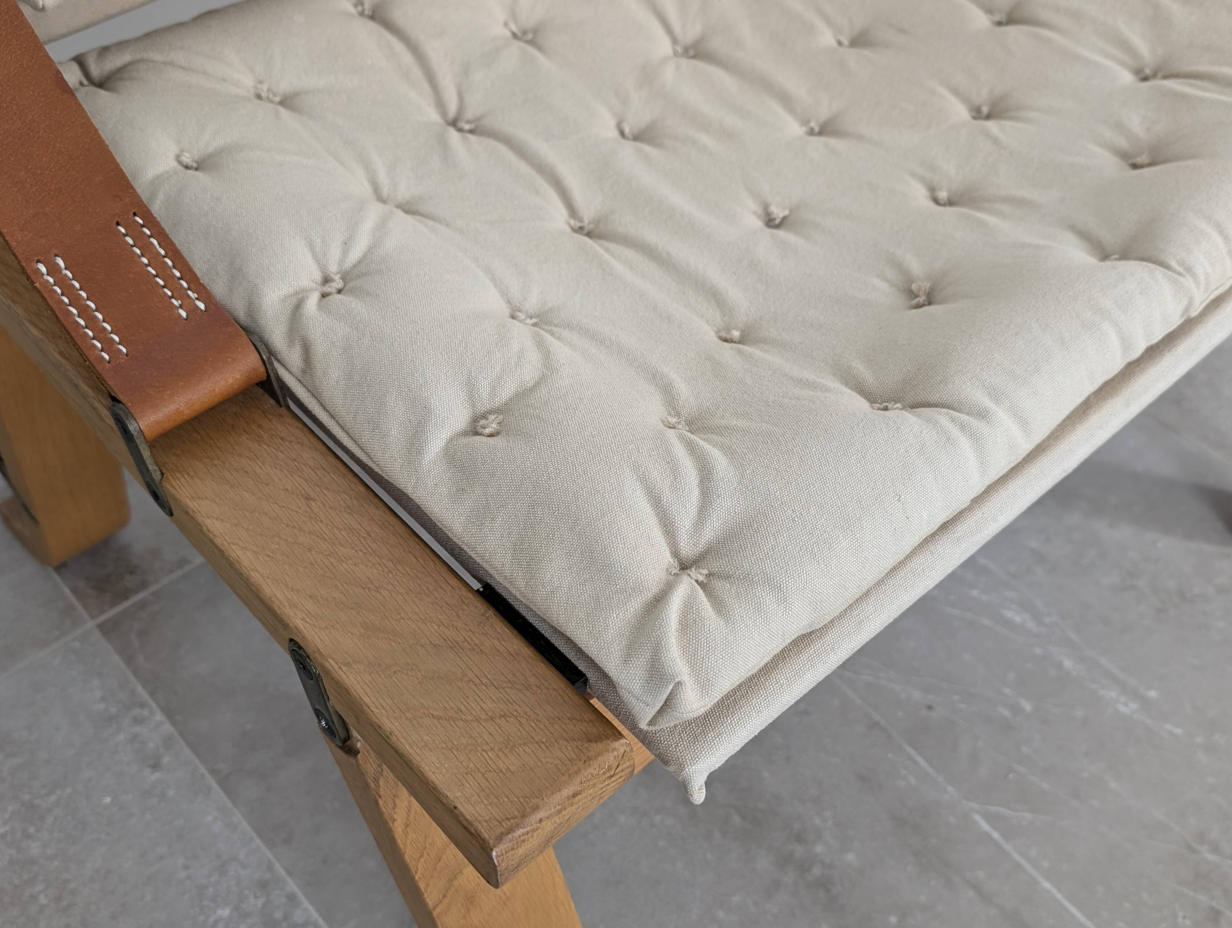 Fauteuil danois avec sangles en toile et cuir, XXe siècle