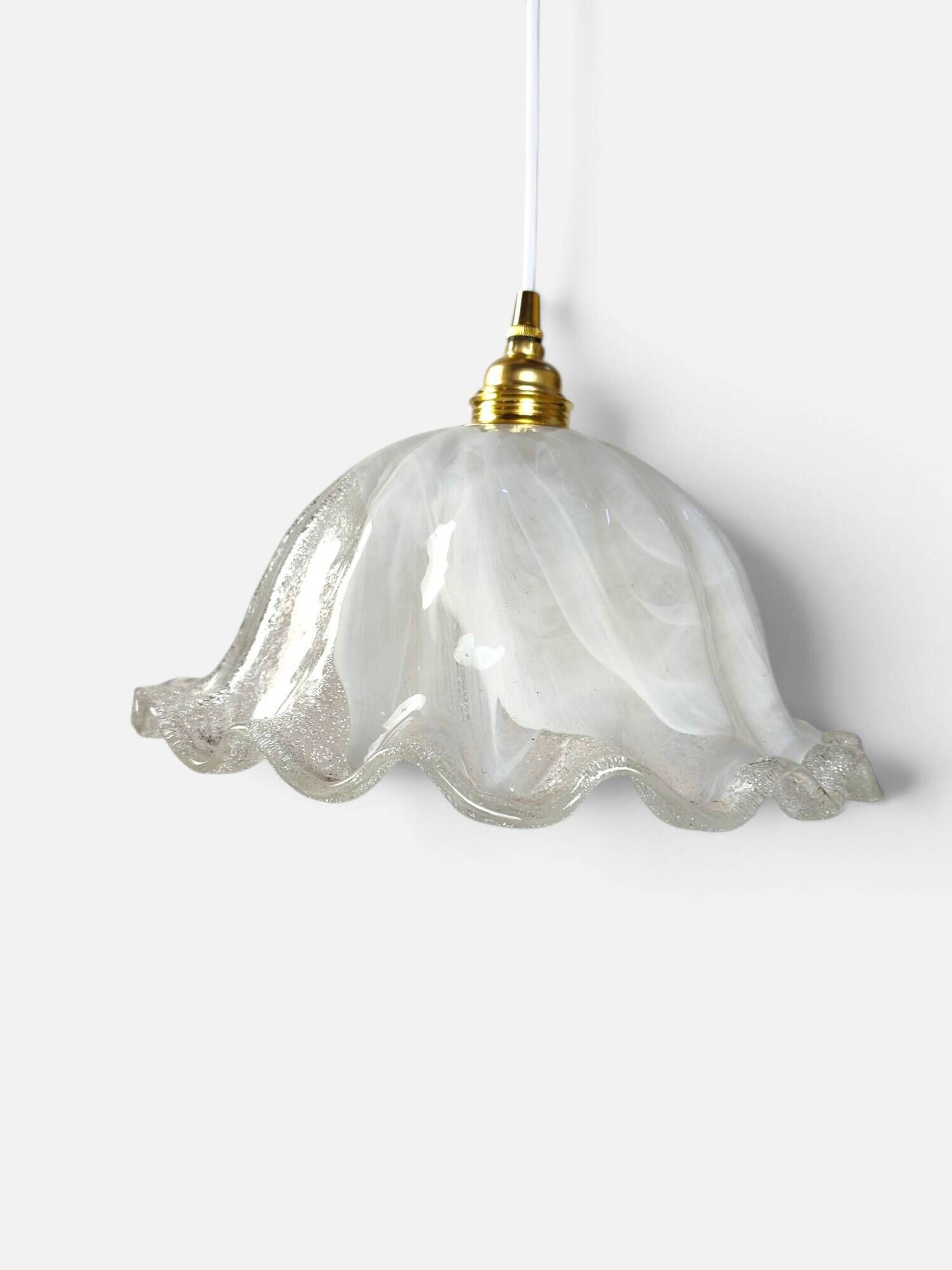 Suspension corolle 70s en verre de Murano texturé