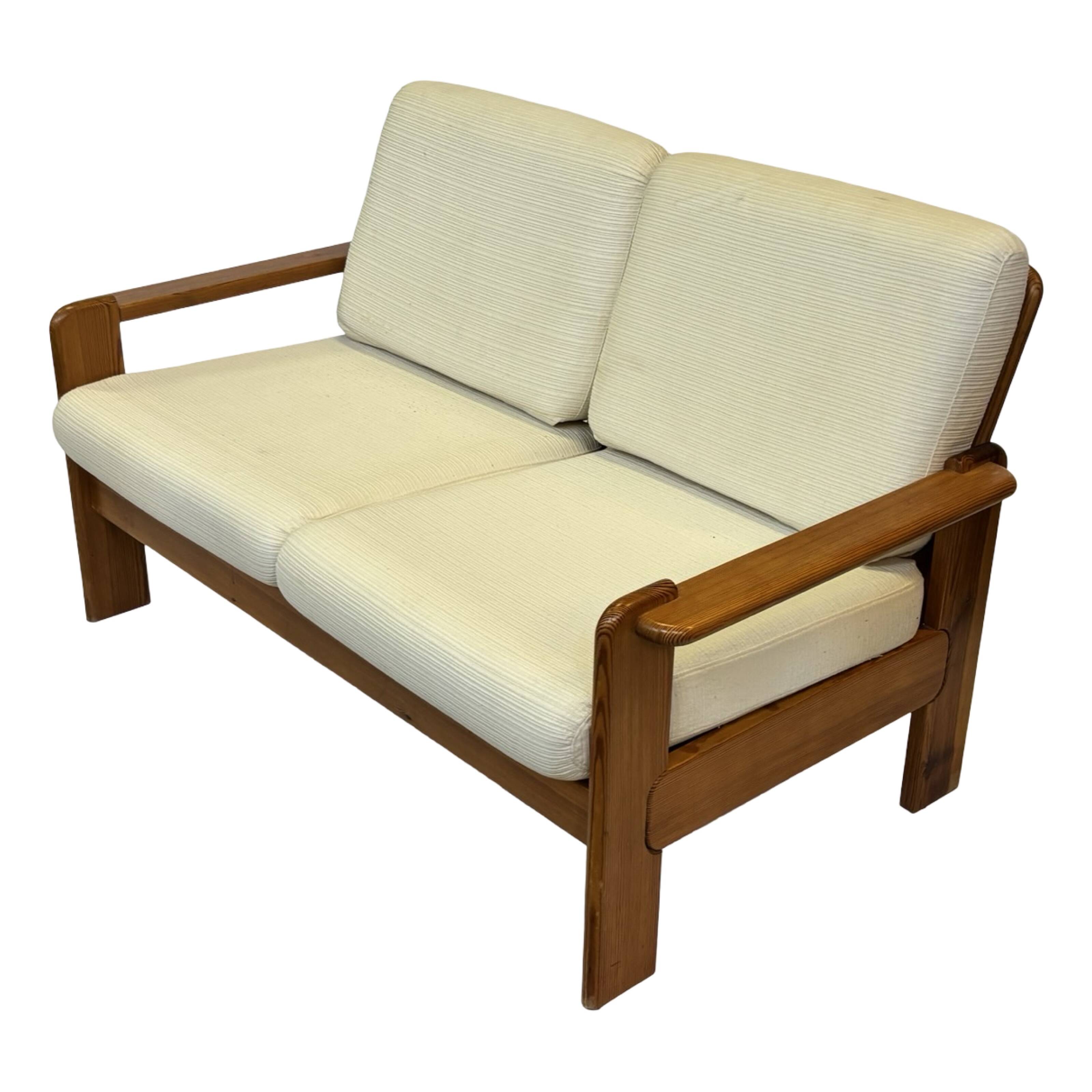 Canapé vintage deux places en pin des années 70 au design minimaliste