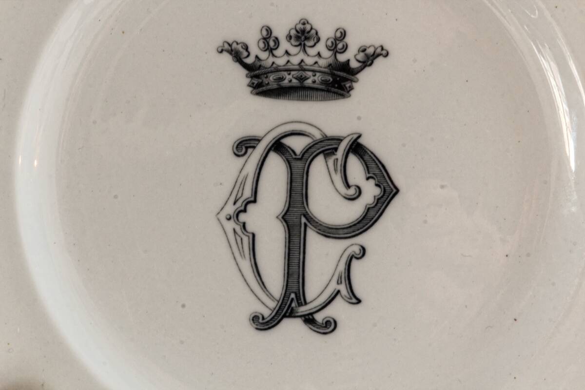 English earthenware service, CP monogram, ducal crown, 109 pieces