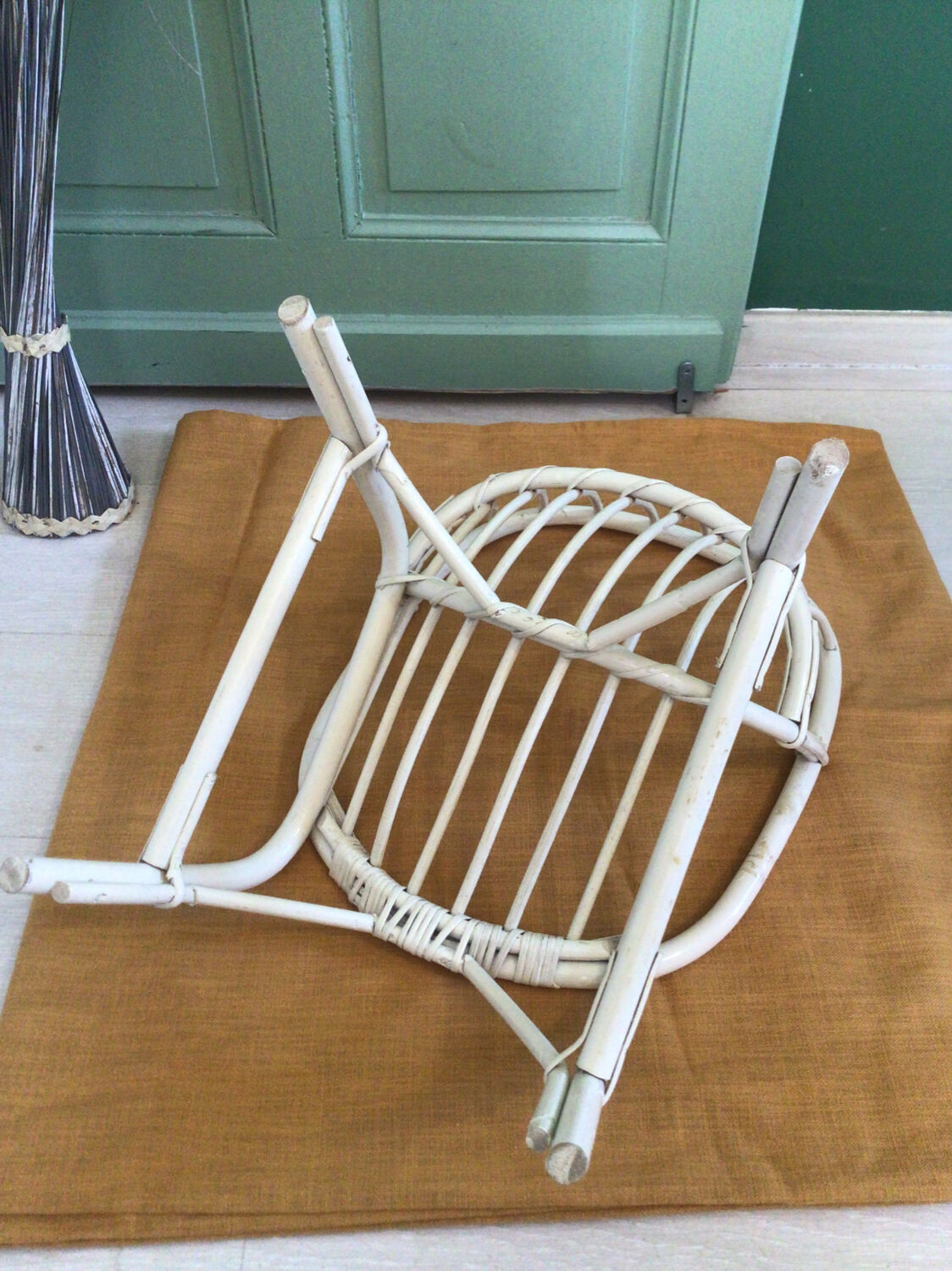 Fauteuil coquille enfant