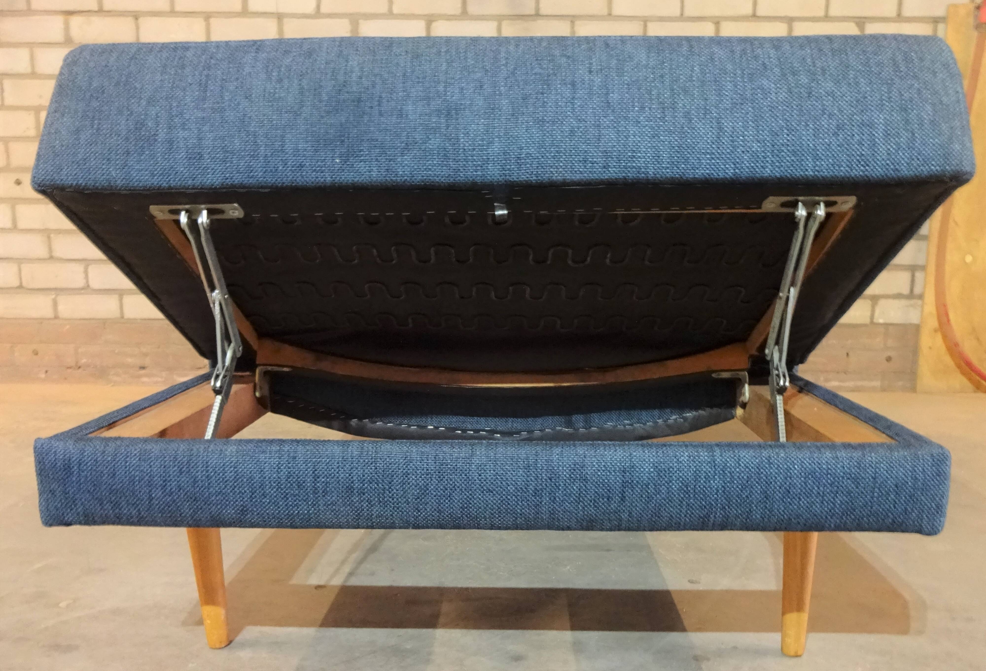 Rare multifunctional sofa/daybed with adjustable headrest 1960, restored