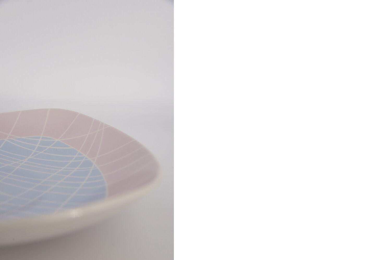 Vintage porcelain plate with stripes motifs from Weimar Porzellan, 1970s