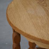 Round modern Danish brutalist coffee table/sofa in solid oak, 1960s.