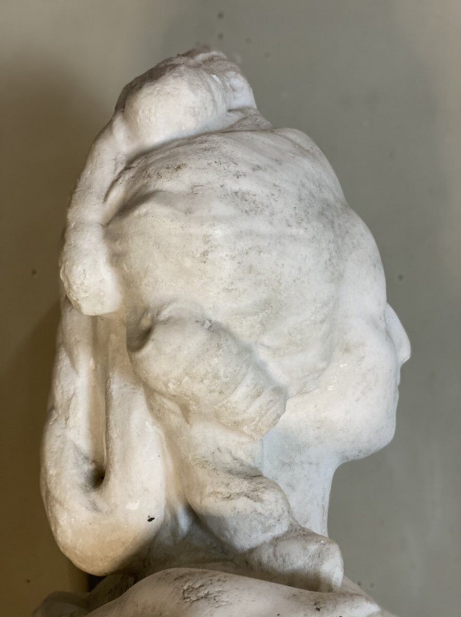 Marie-Antoinette, buste en marbre de Carrare