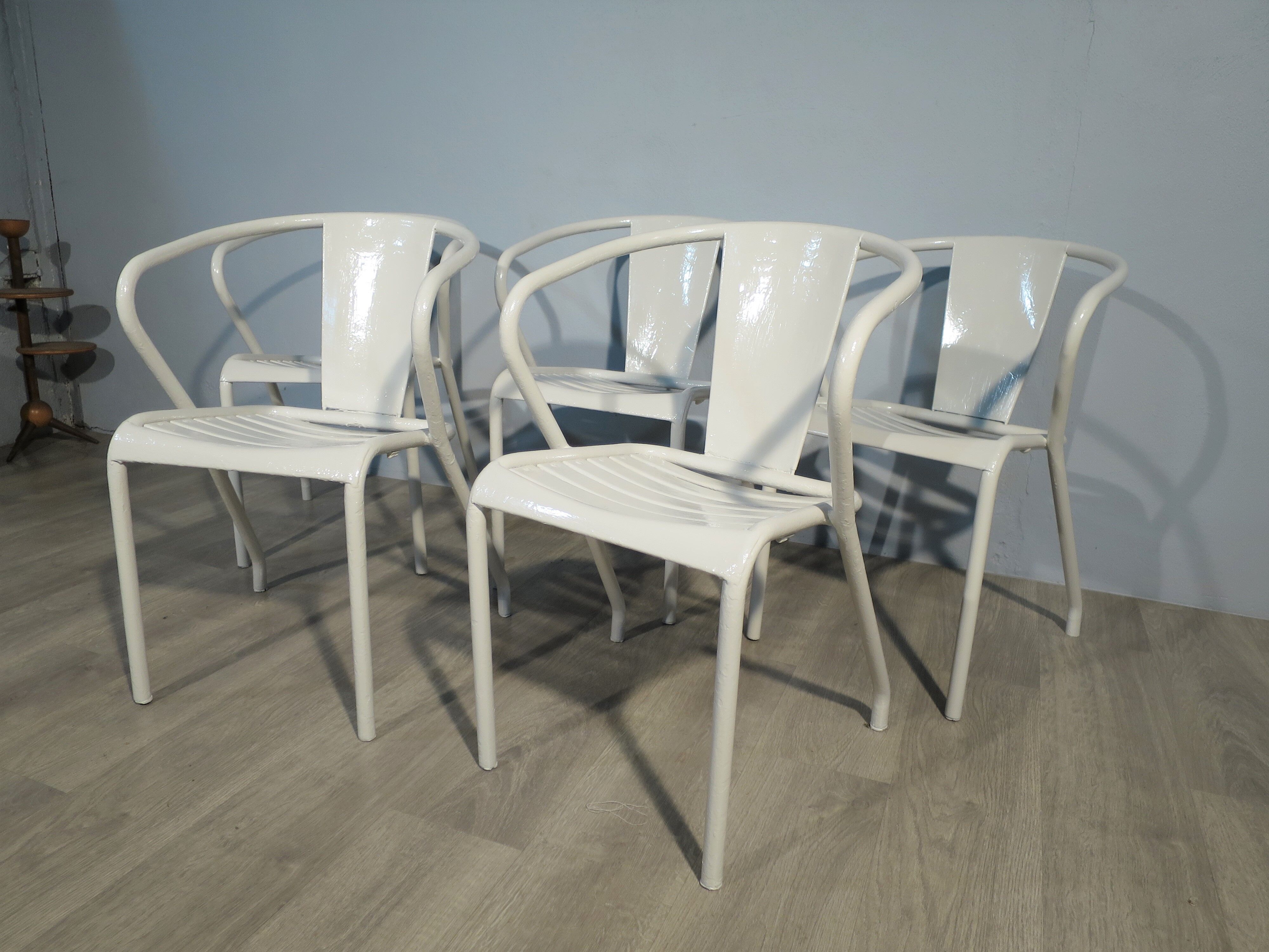 5 FT5 Tolix armchairs