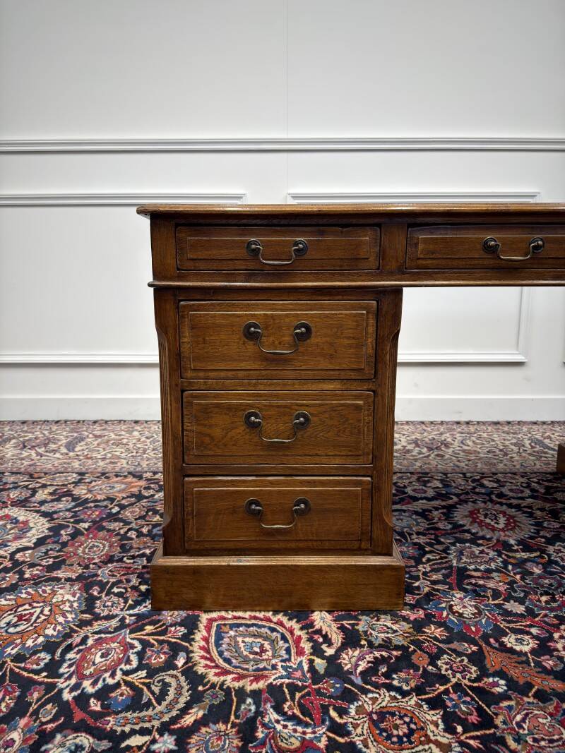 Bureau classique anglais Eichholtz