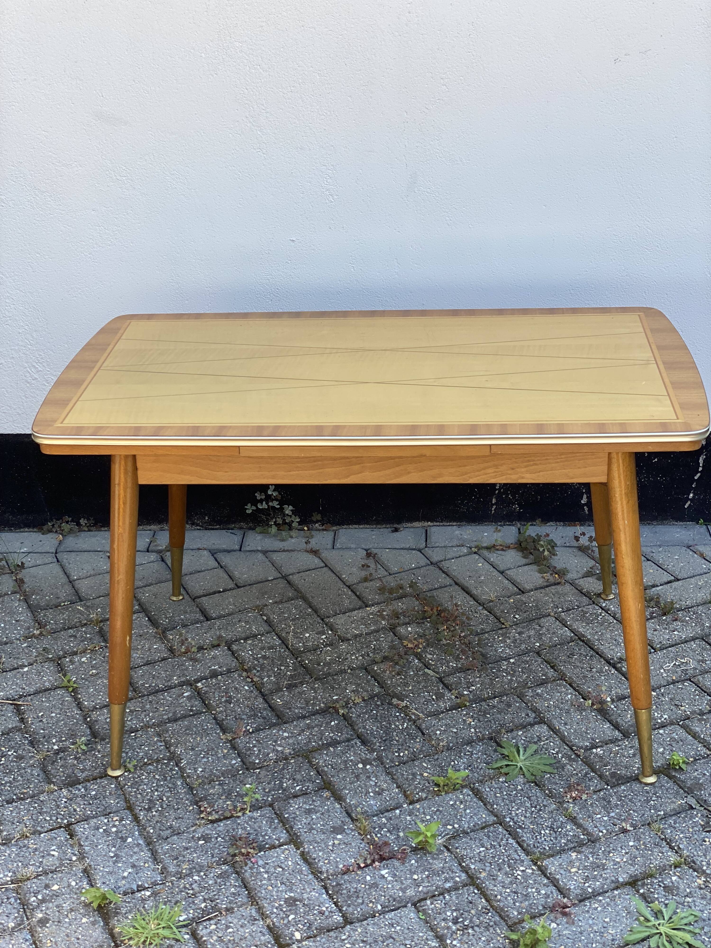 Vintage k&g adjustable salon and dining table