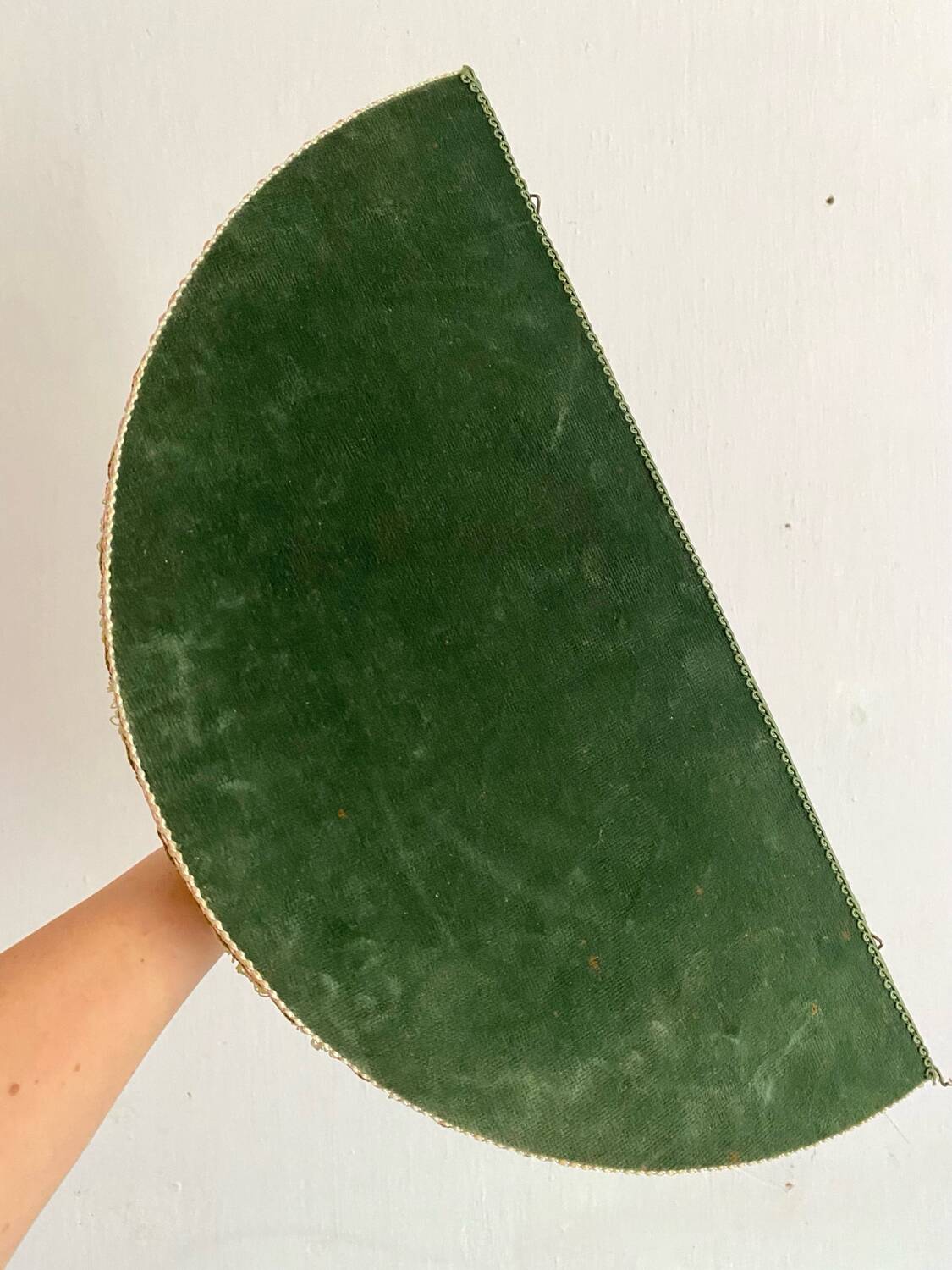 60s velvet wall shelf