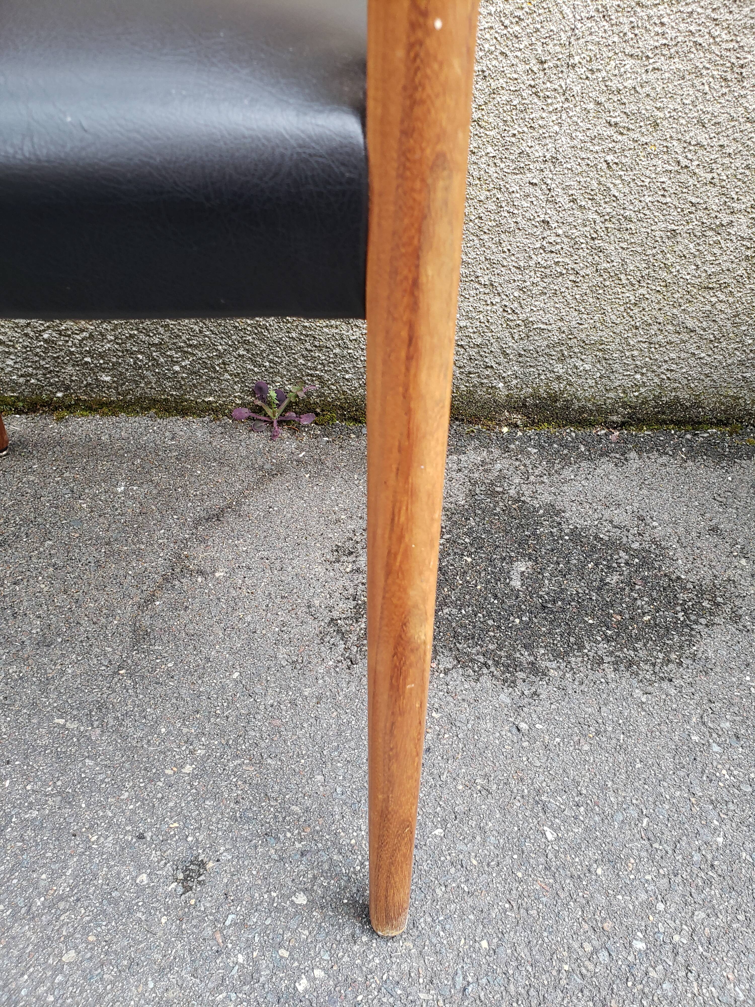 6 scandinavian black and beech chairs