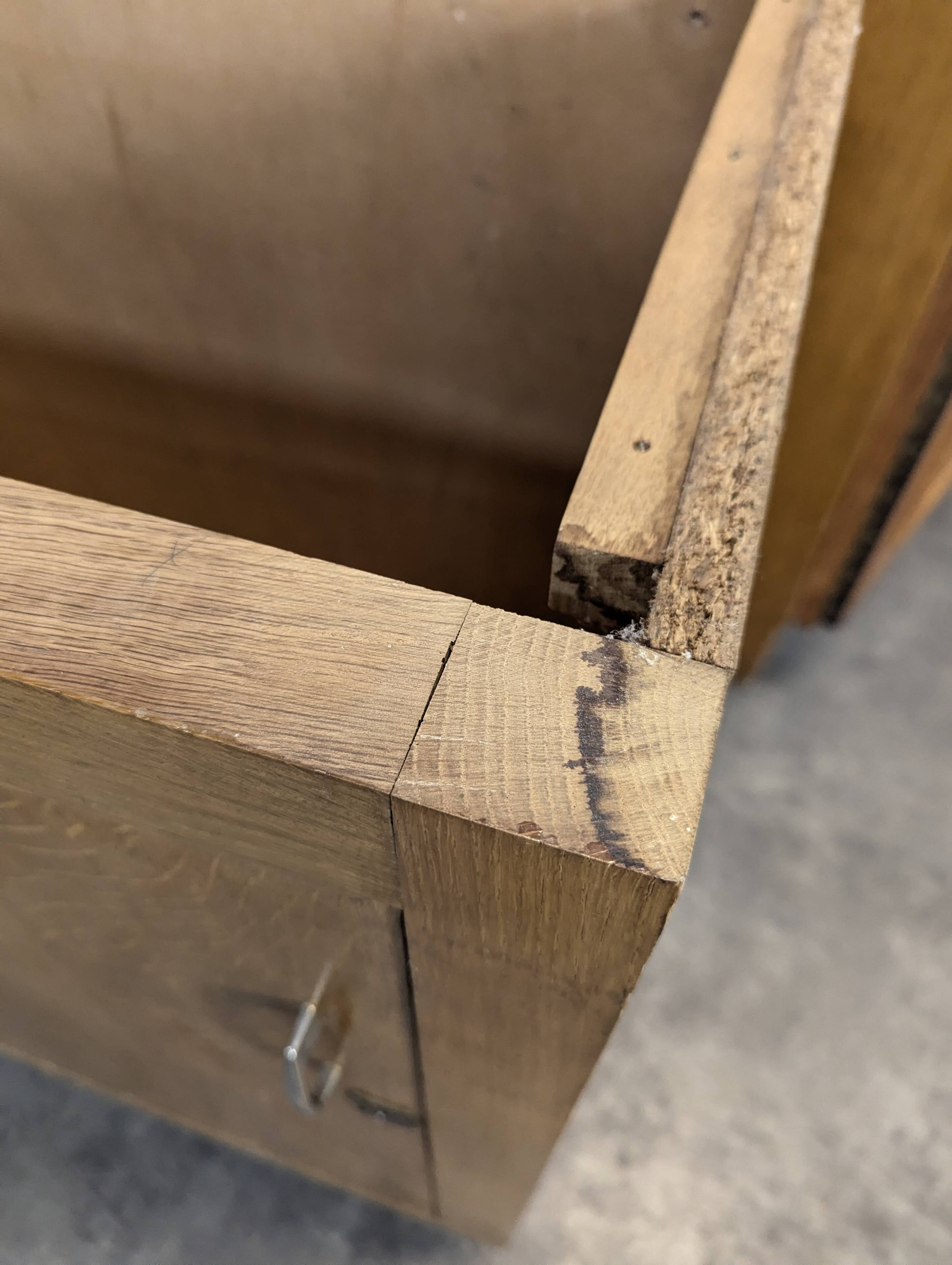 Grand comptoir meuble de métier en chêne