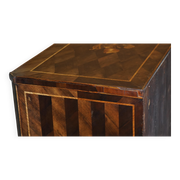 Commode parquetry marqueterie continentale circa 1780