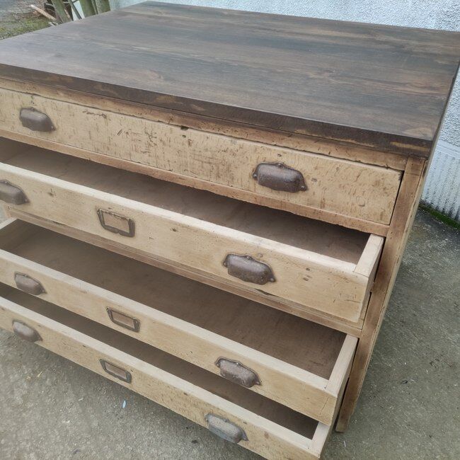 Meuble pour dessins ou plans