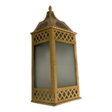 Wall lantern
