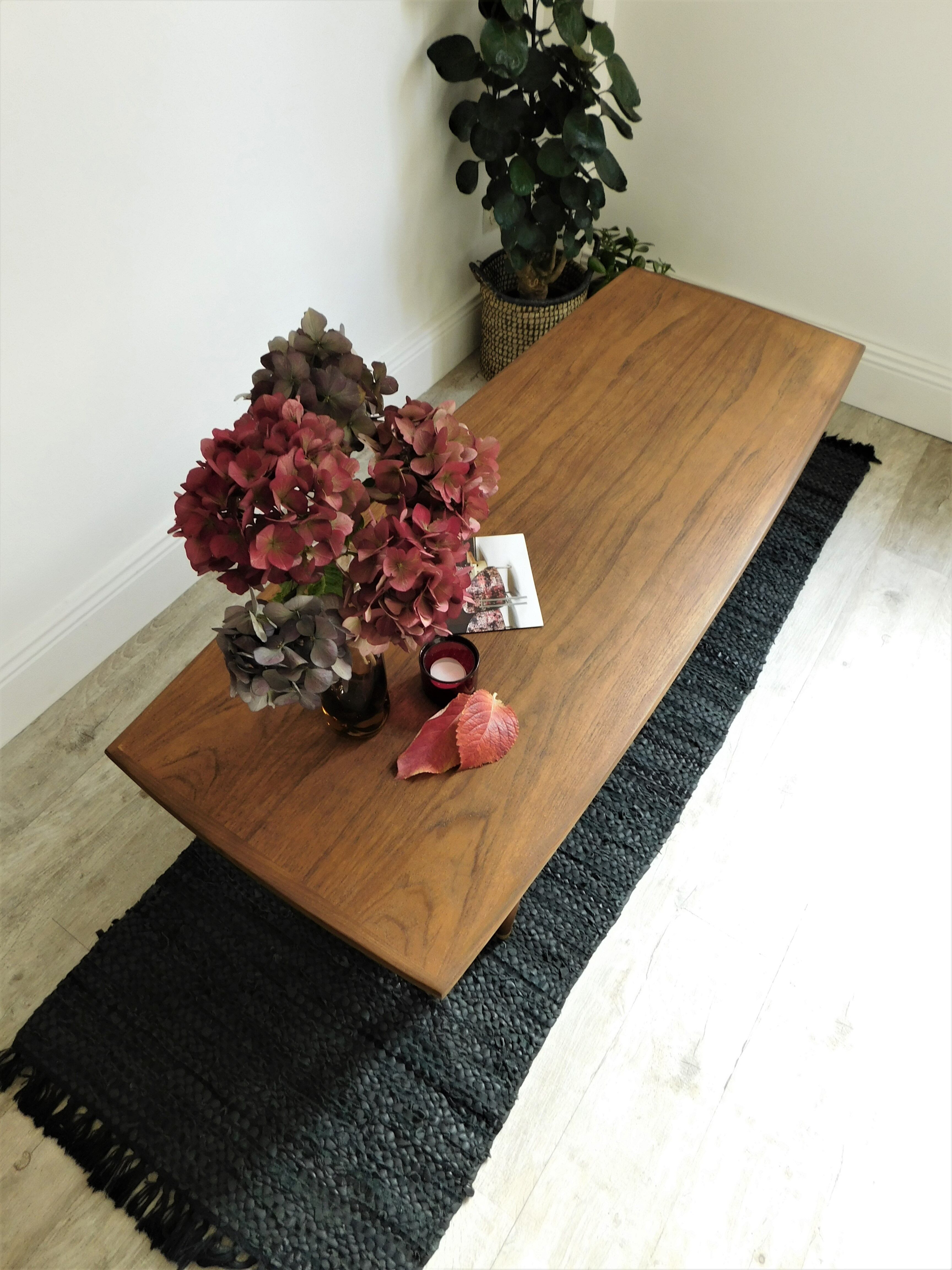 Table basse scandinave en chêne