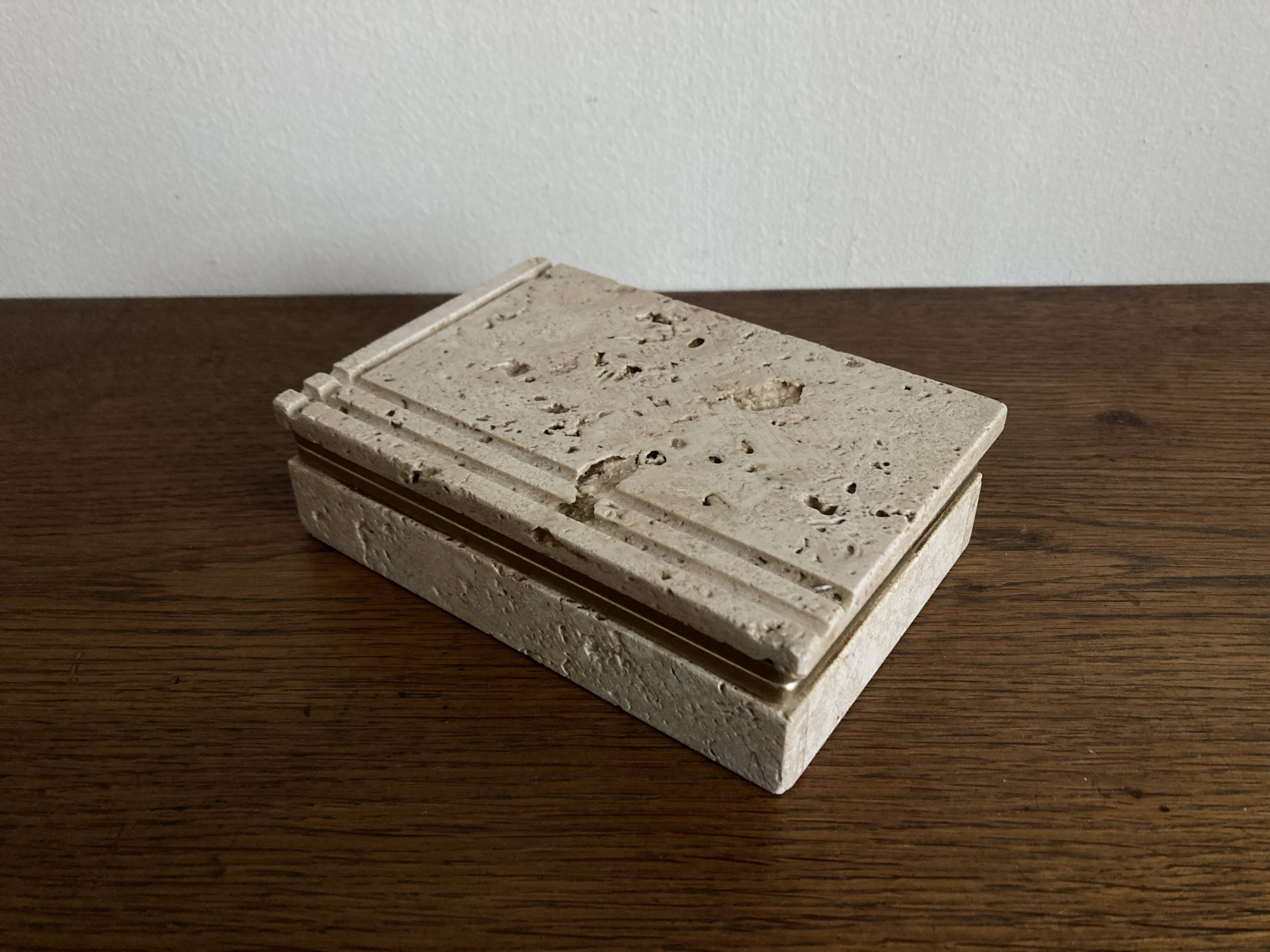 Travertine trinket box, Cerri Nestore, Italian work, 1970