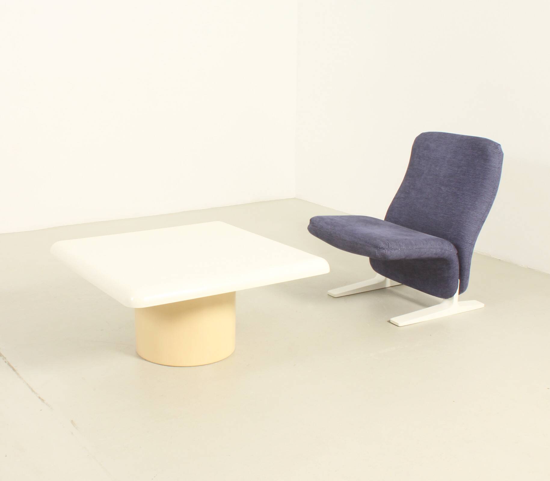 Ara coffee table by Emma Gismondi Schweinberger for Artemide, Italy.