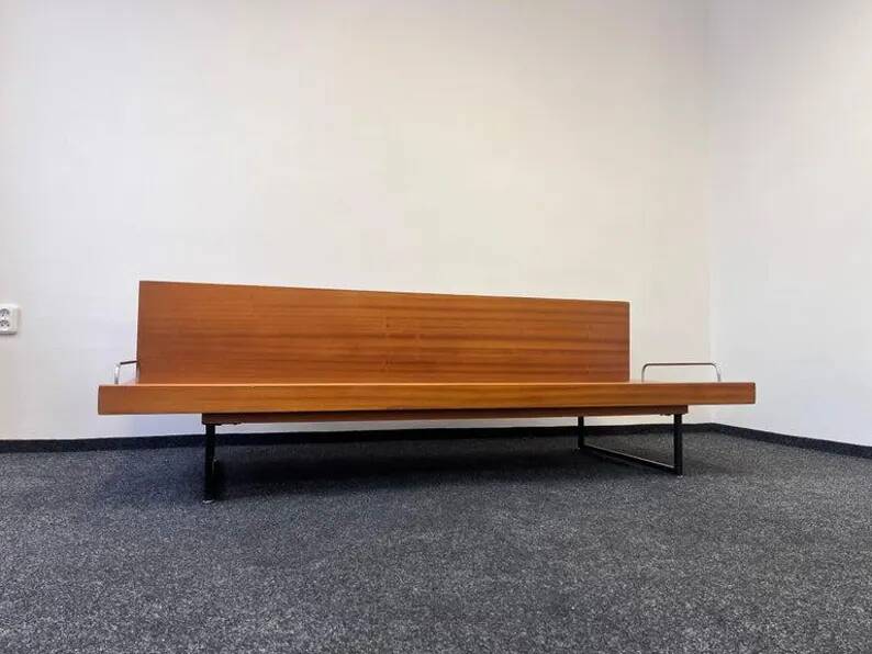 Mid century 2 seater Design Sofa/daybed in mahogany - 1970 / Czechoslovakia