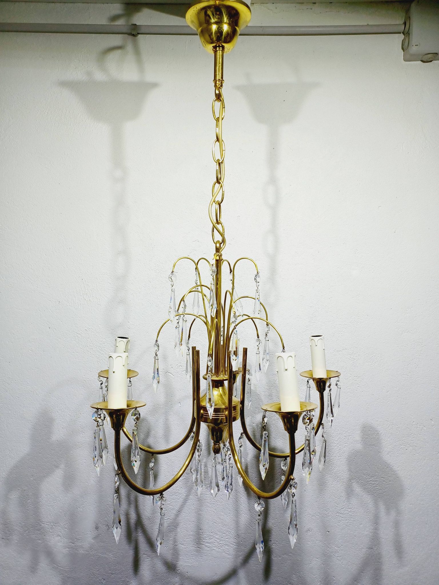 Lustre 5 lumières en laiton et cristal