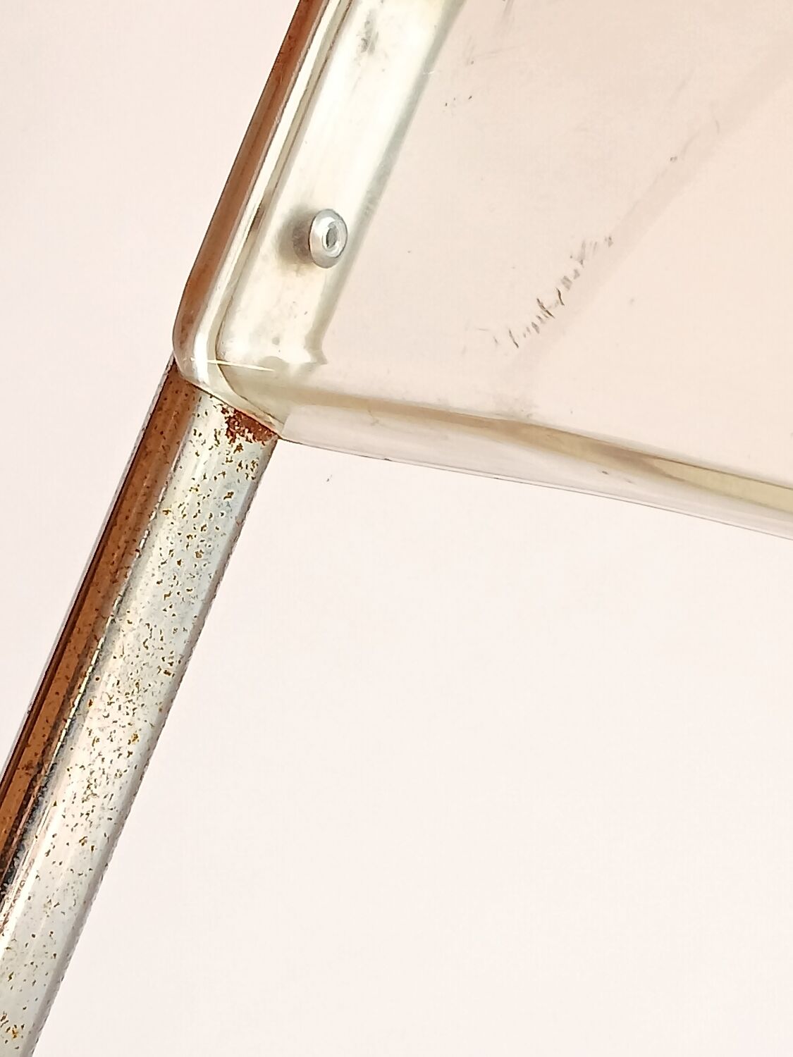 Plia chair by Giancarlo Piretti