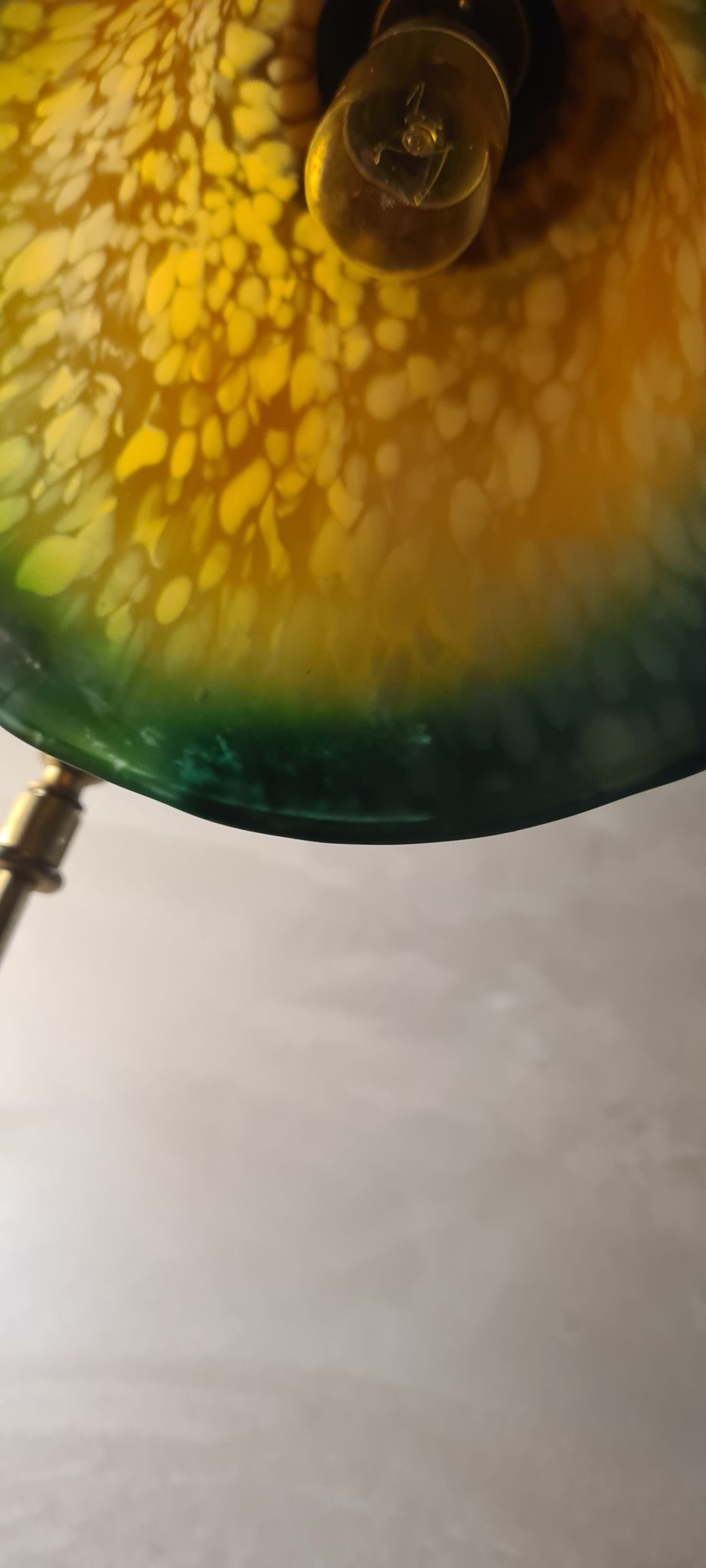 Art deco style lamp