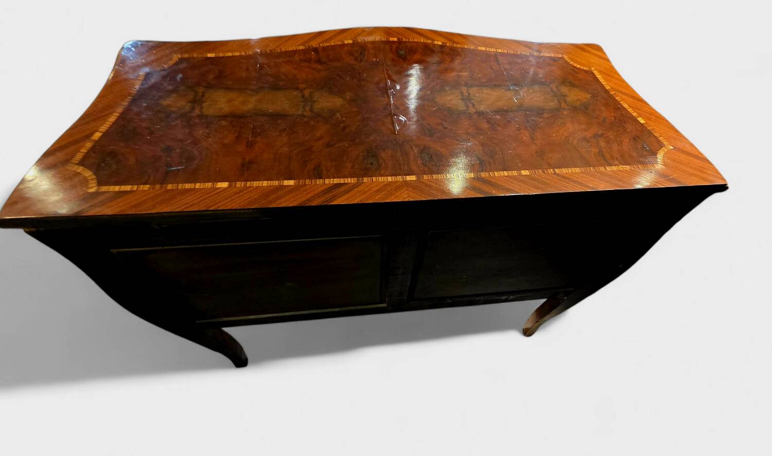 Louis XV style commode in marquetry and gilded bronze