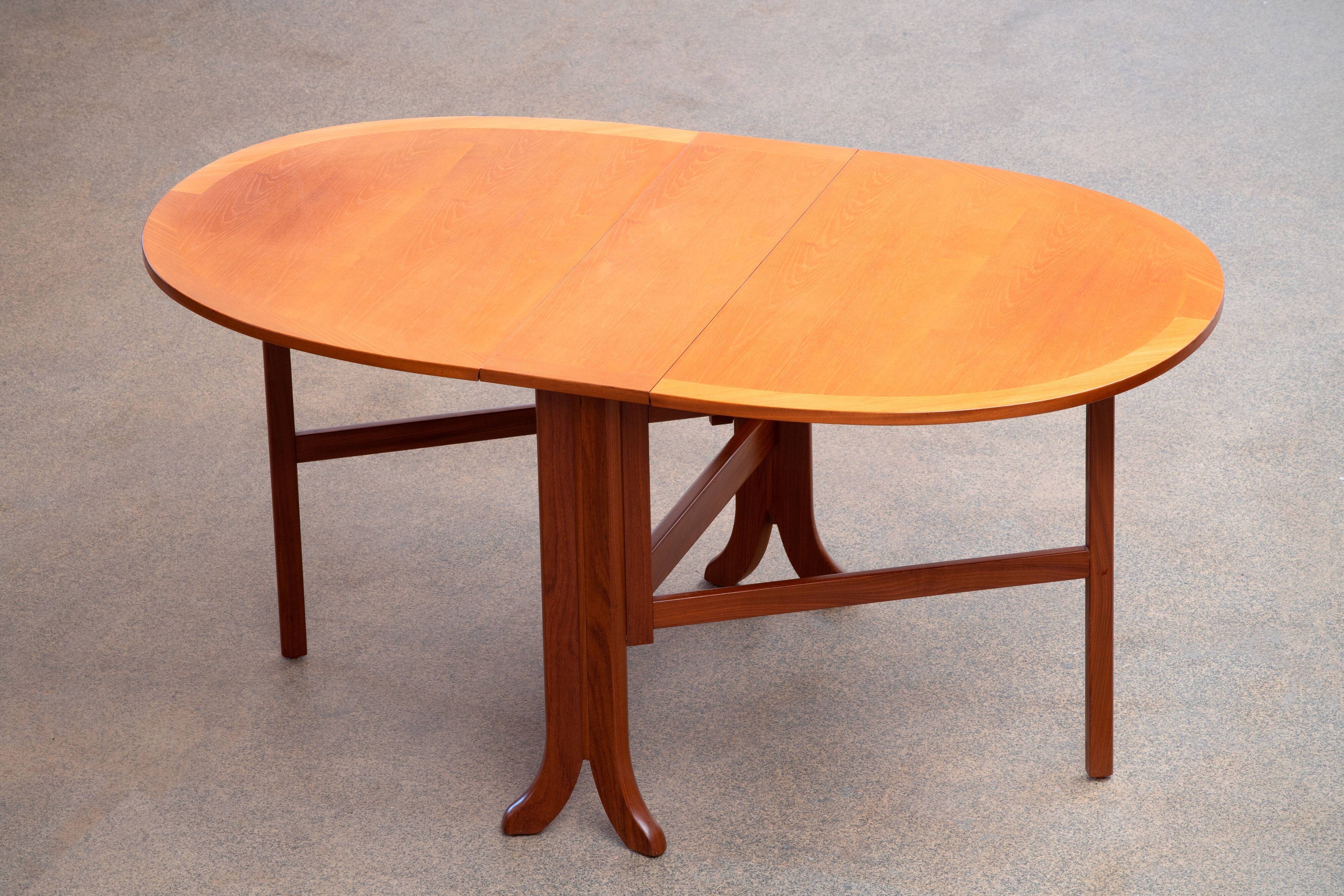 Scandinavian folding table 1960