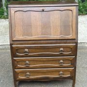 Secretary desk with a drop-down front in solid wood, Louis XV style.